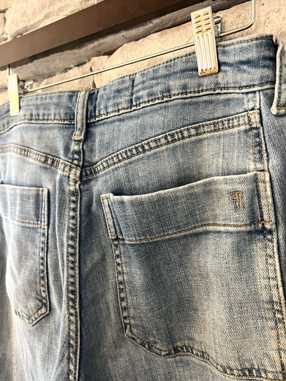 Pilcro Anthropologie Barrel Jeans Womens 26 High Rise Cropped Curved Denim - Picture 6 of 12